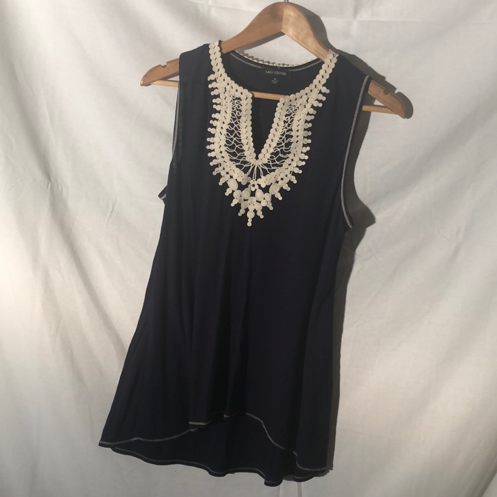 Max Edition embroidered navy blue tank top